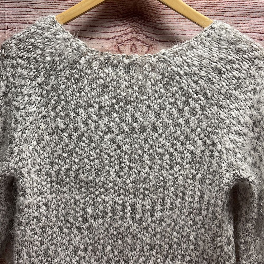 Sweater - Picture 3 of 3
